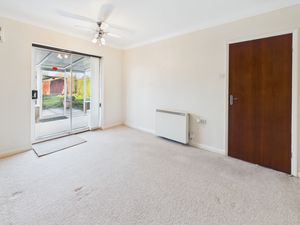 Bedroom- click for photo gallery